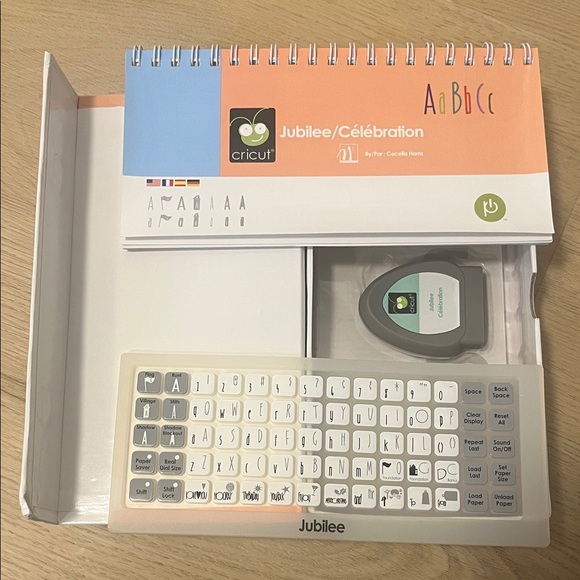 Cricut Jubilee Font Cartridge - Picture 2 of 3